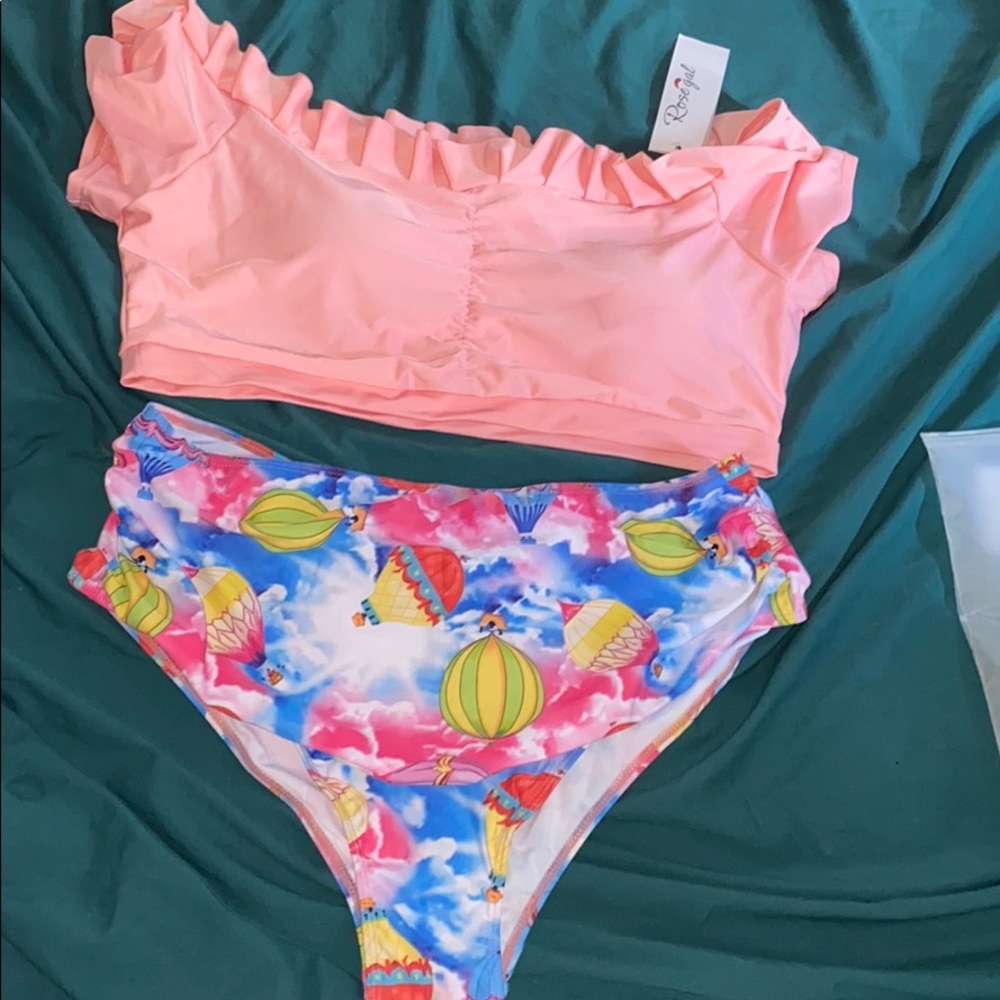 Bathing suit
